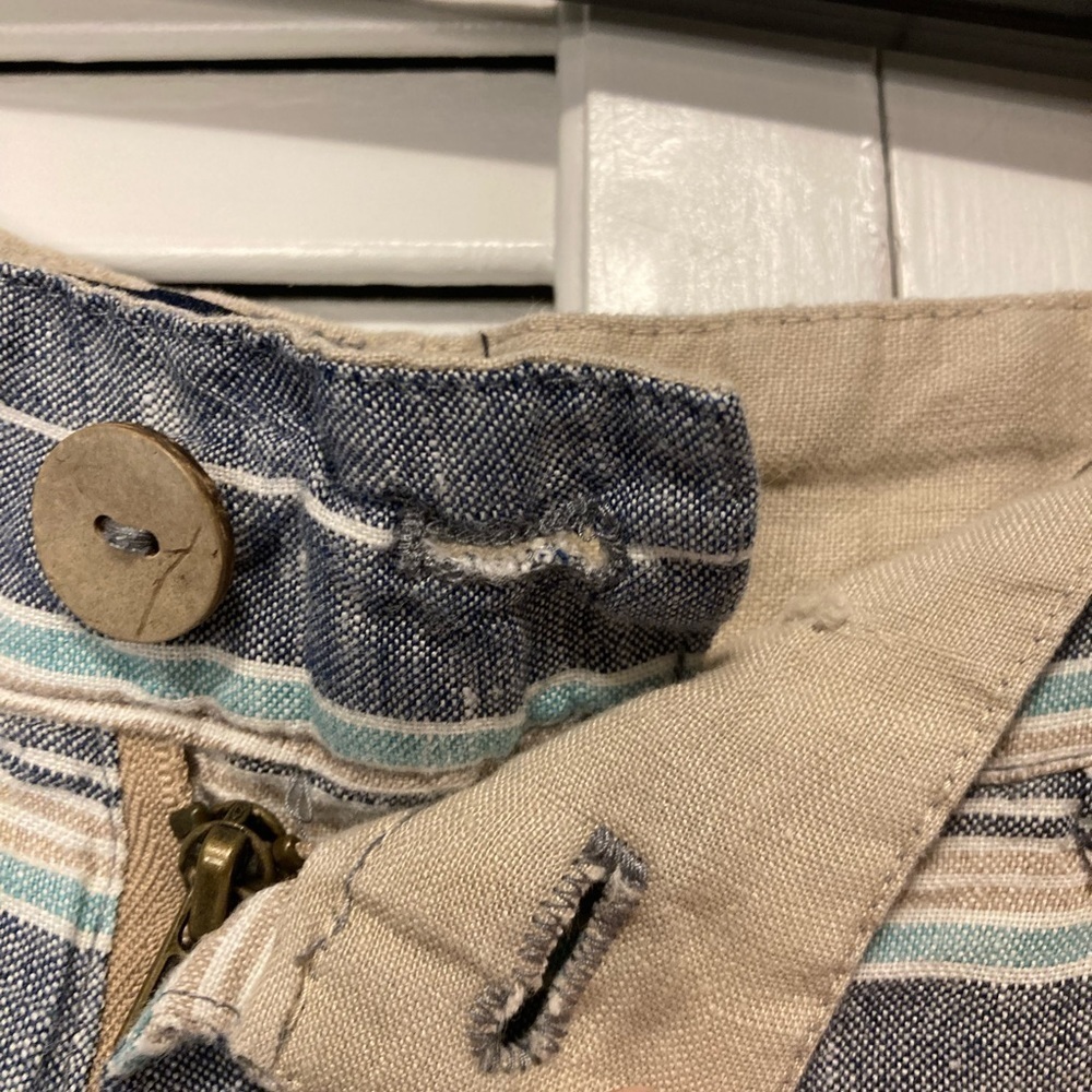 British Khaki 100% Linen Tan And Blue Striped Shorts Size 2 - Picture 9 of 9